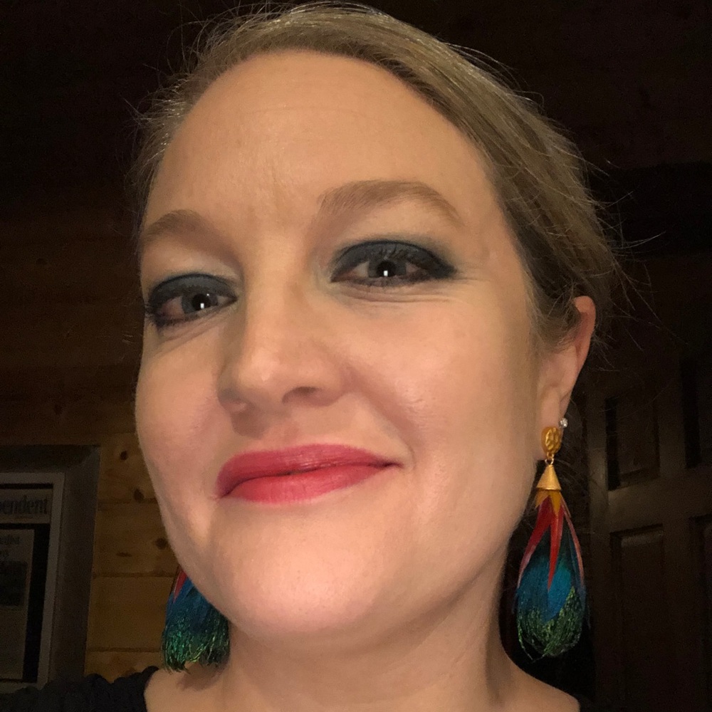 Meet your Posher, Carrie